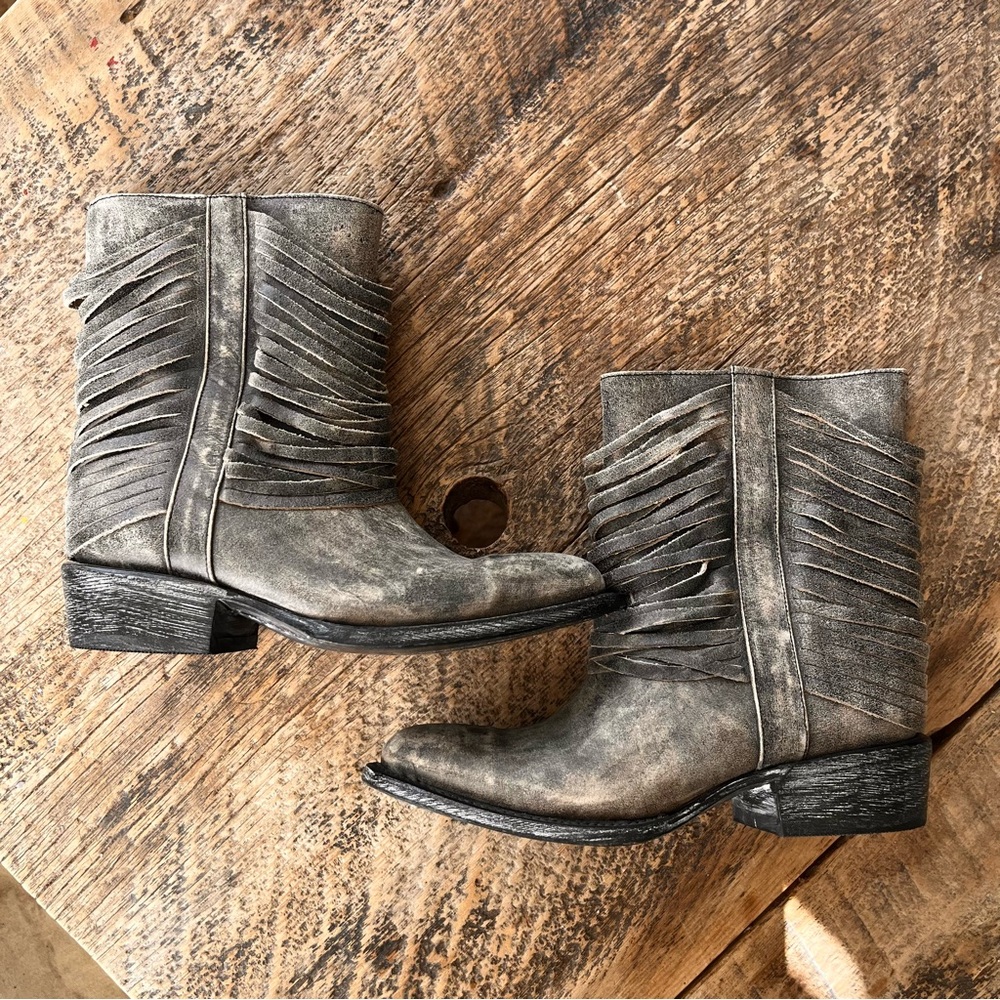 Fringe Western Ankle Boots by Matisse, Grey/Brown Size 6.5